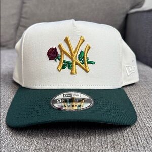 9fifty White and Green Snapback Hat